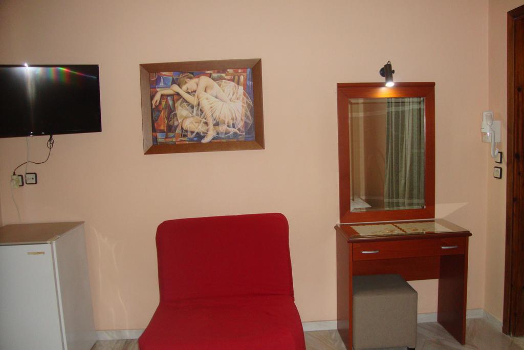 Hotel Pantazis Paralia Panteleimonos Exterior foto